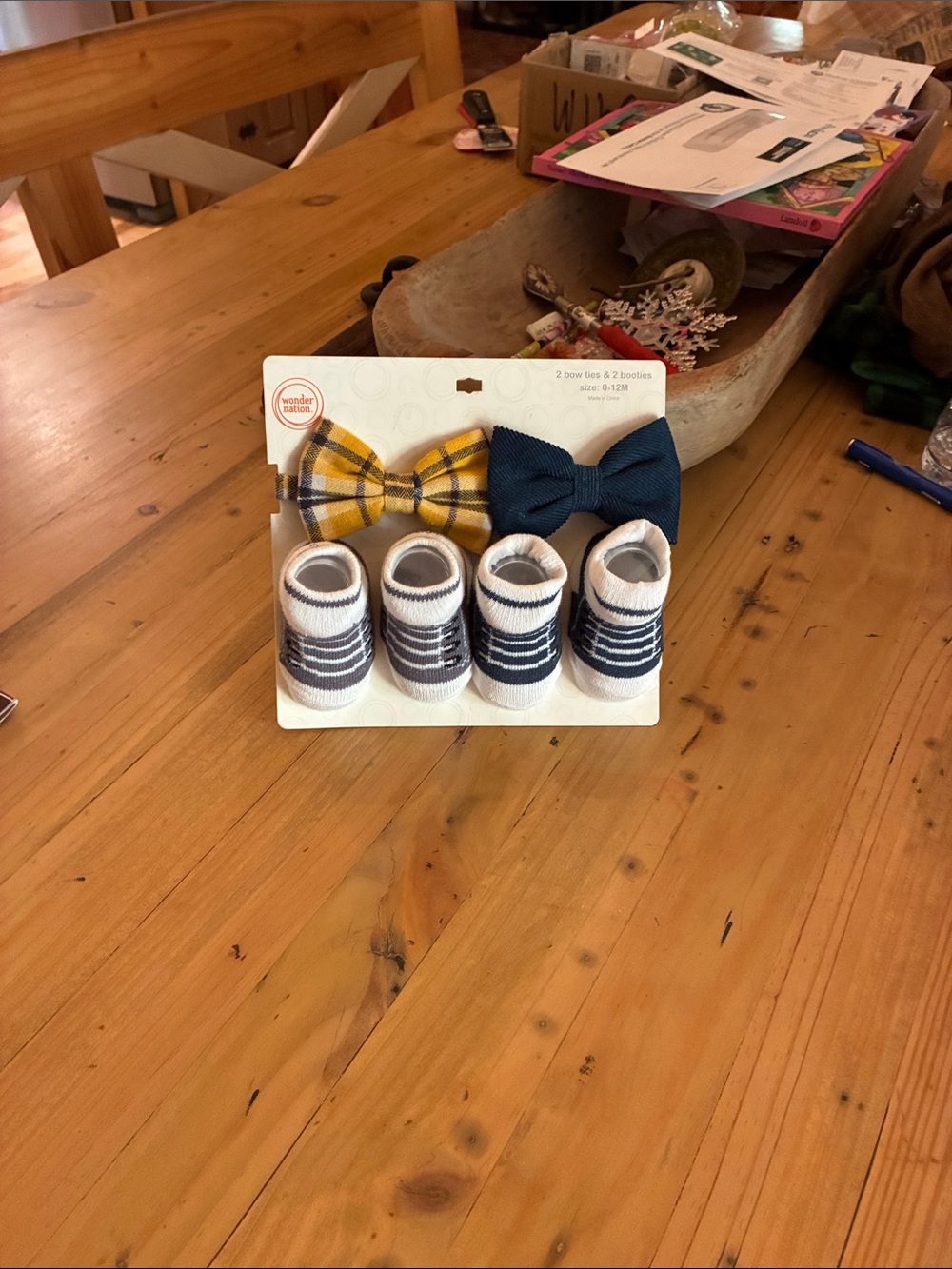 wonder nation Navy and Yellow Plaid Baby Bow & Sock Set